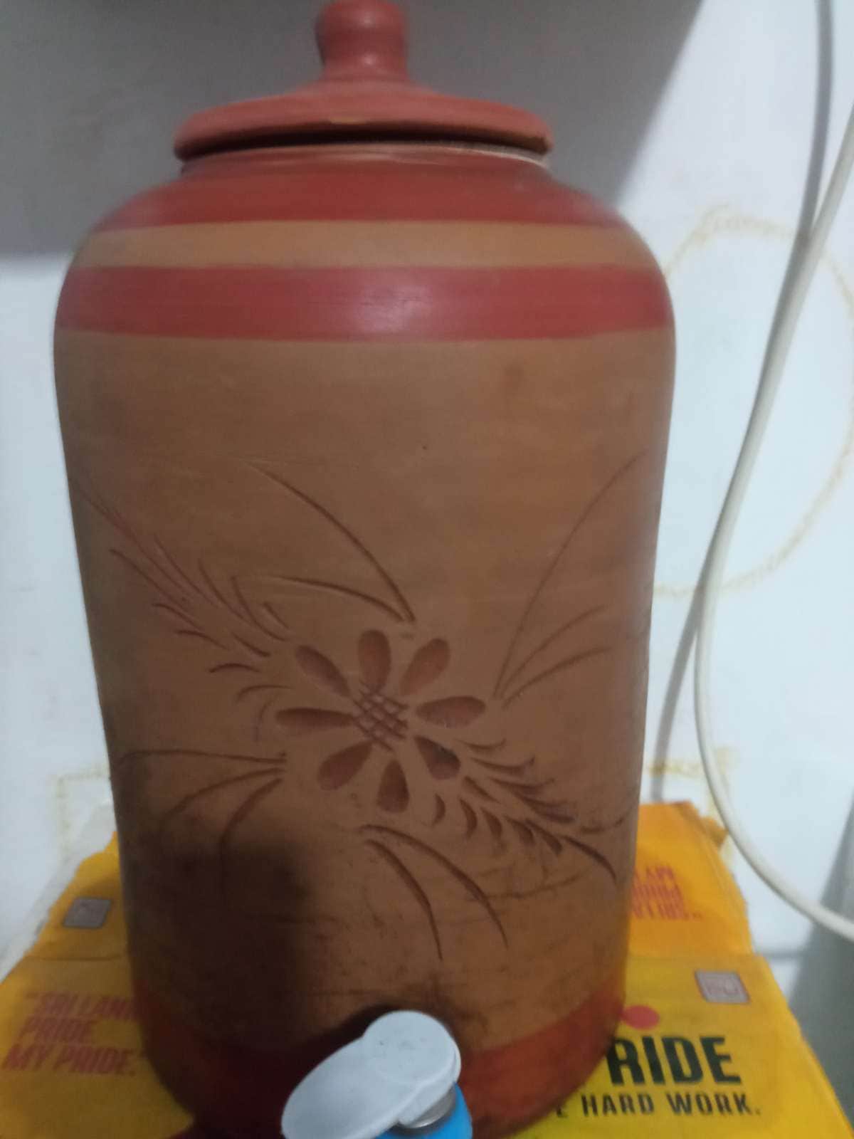 நீர் குவளை