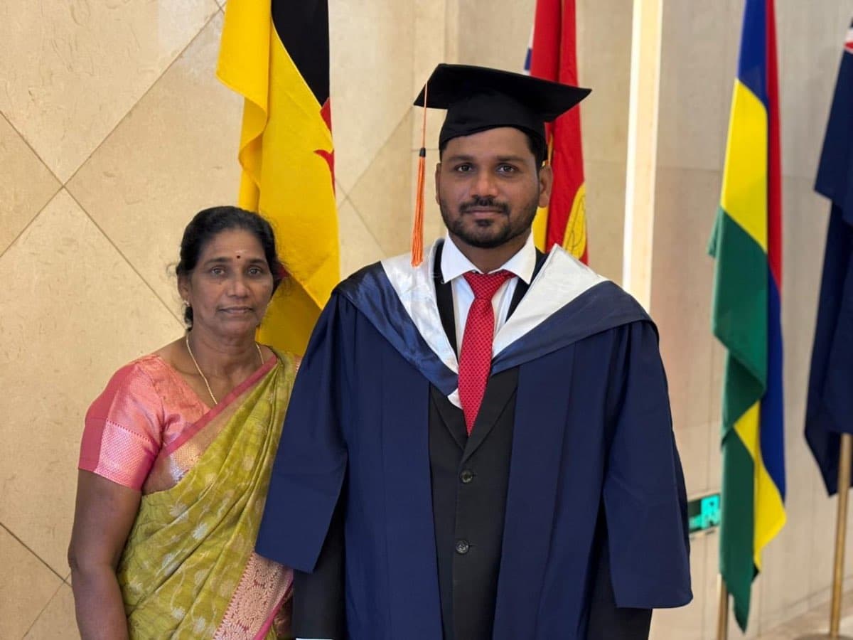 Convocation — photo 1 of 3